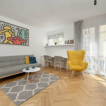 Appartement New Close To The Market Square By Renters